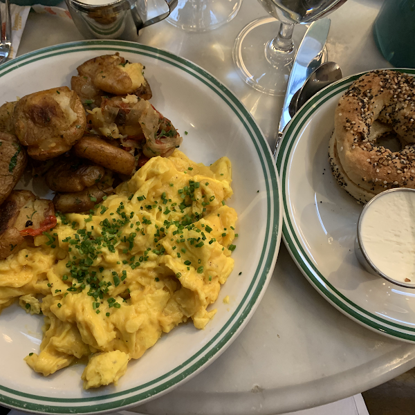 Everything gf bagel, “eggs any way” scrambled with potatoes