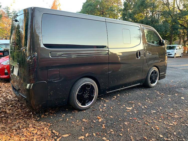 NV350キャラバンの目指せPickUpCarsに関するカスタム事例の投稿画像2枚目