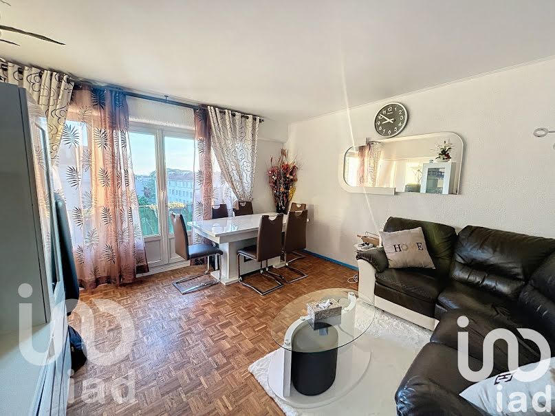 Vente appartement 4 pièces 74 m² à Livry-Gargan (93190), 185 000 €