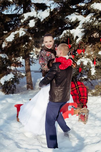 結婚式の写真家Anastasiya Kalyanova (leopold991)。2015 6月29日の写真