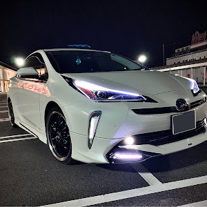 プリウス ZVW55