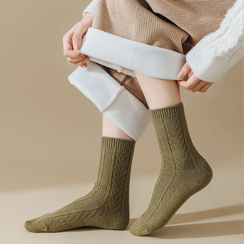 Meisjes dikke warme wollen sokken houden de voeten warm en comfortabel in de winter, ideaal voor koude dagen, bieden maximale warmte en bescherming.