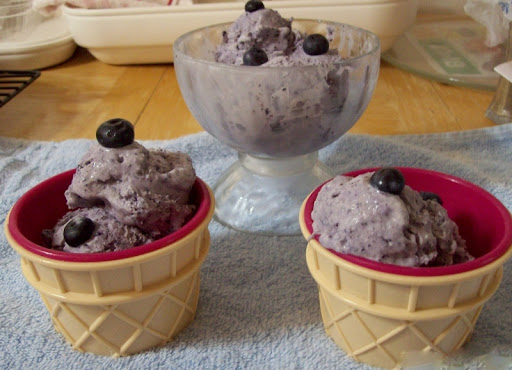 This is a pretty, delicious and easy to make ice cream.  You don't need an ice cream churn; and it freezes smooth.  It is also good on top of my Blueberry Pineapple Cobbler; that I will also post.