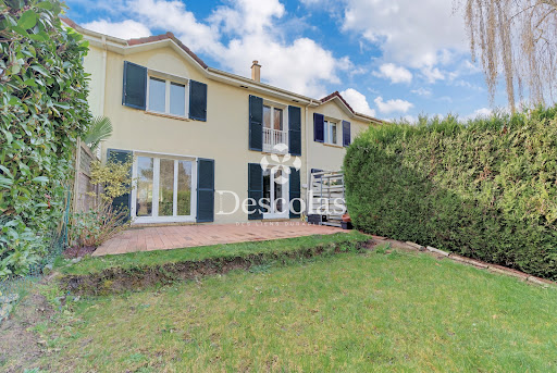 Maison avec jardin et terrasse 1