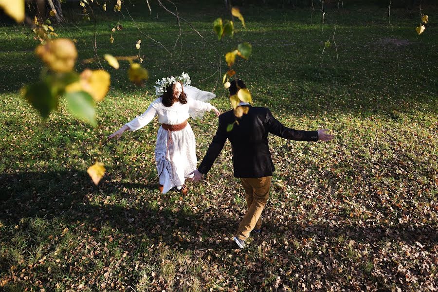 婚禮攝影師Lena Vanichkina（inoursky）。2015 12月13日的照片