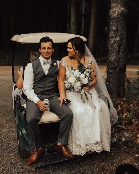 Wedding photographer Tara Burnett (taraburnett). Photo of 8 May 2019