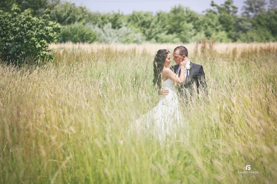 Fotógrafo de casamento Fábián Gábor (osvenyfilm). Foto de 1 de outubro 2021