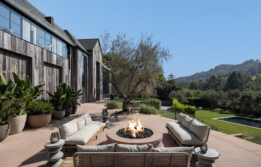 Maison avec piscine et jardin 1