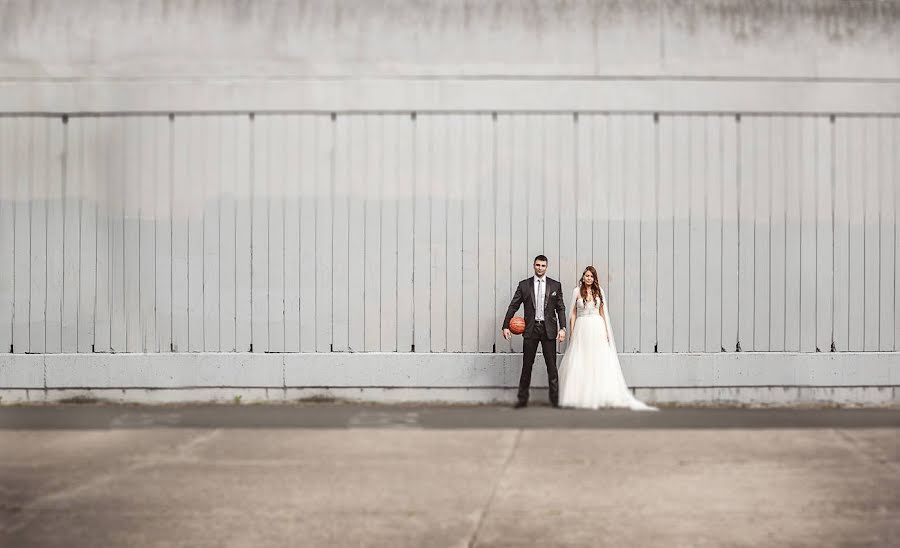 Fotógrafo de casamento Nemanja Novakovic (nemanjanovakovi). Foto de 27 de junho 2014