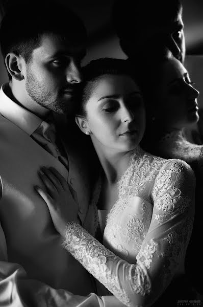 婚禮攝影師Dmitriy Zhuravlev（zhuravlevda）。2014 3月10日的照片