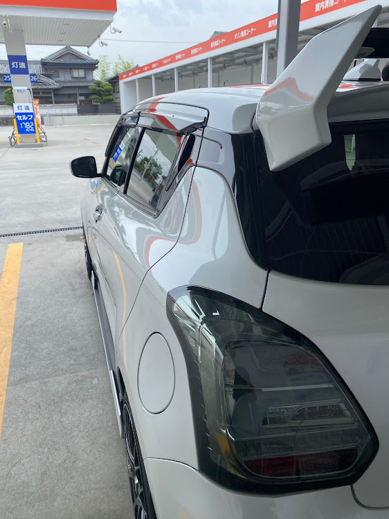 スイフトスポーツのZC33S・スイフトスポーツ・いつもイイね＆コメントありがとうございます😆・ミネラルオフ・洗車に関するカスタム事例の投稿画像7枚目