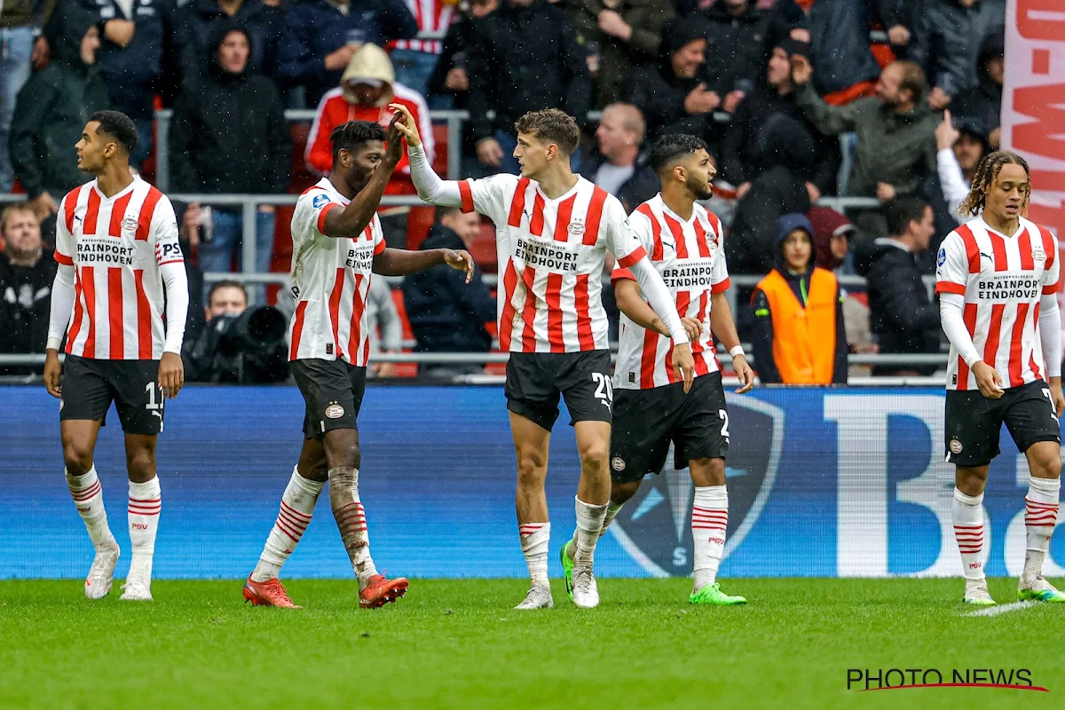 PSV laat de kans liggen om Ajax op drie punten te zetten na weggever tegen AZ