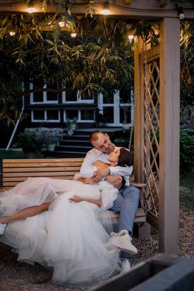 Fotógrafo de casamento Ilona Fedkovich (fedkovichilona). Foto de 5 de abril 2023