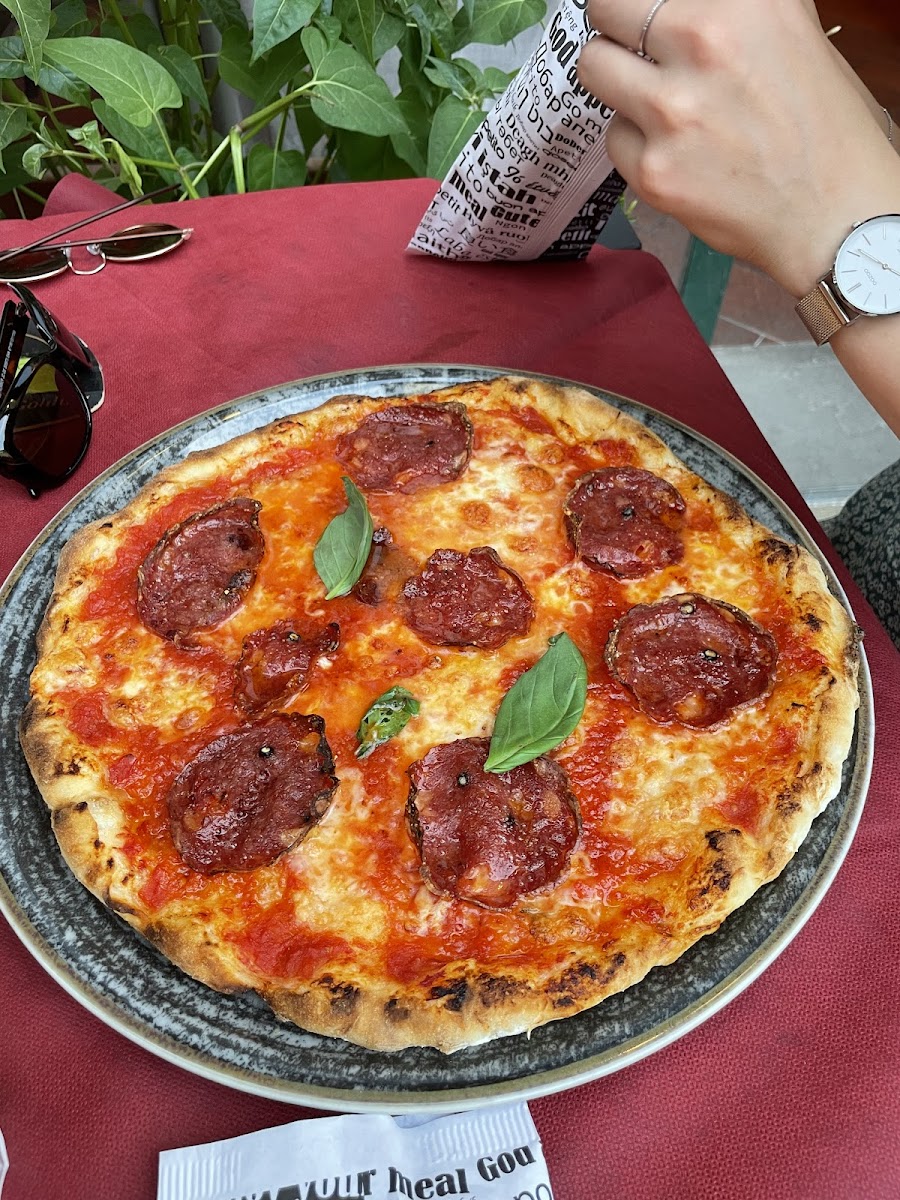 Gluten-Free Pizza at L'Arciere