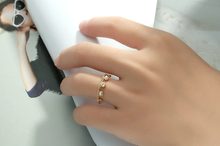 Bague Combinée Pliable Mode Femme Polyvalente, Gain de Place, Design Élégant, Idéale pour Voyager ou au Quotidien, Bijou Multifonctionnel