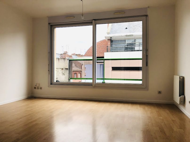 Location  appartement 1 pièce 27 m² à Amiens (80000), 495 €