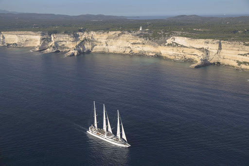 Ponant-LePonant-sail.jpg - Experience the most scenic ports of France and the Caribbean on Le Ponant. 