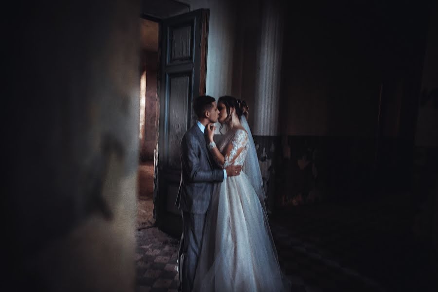 Wedding photographer Yuliya Shubenok (id10721808). Photo of 31 January 2020