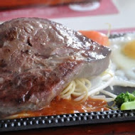 瘋牛排洋食 fun steak(高雄岡山店)