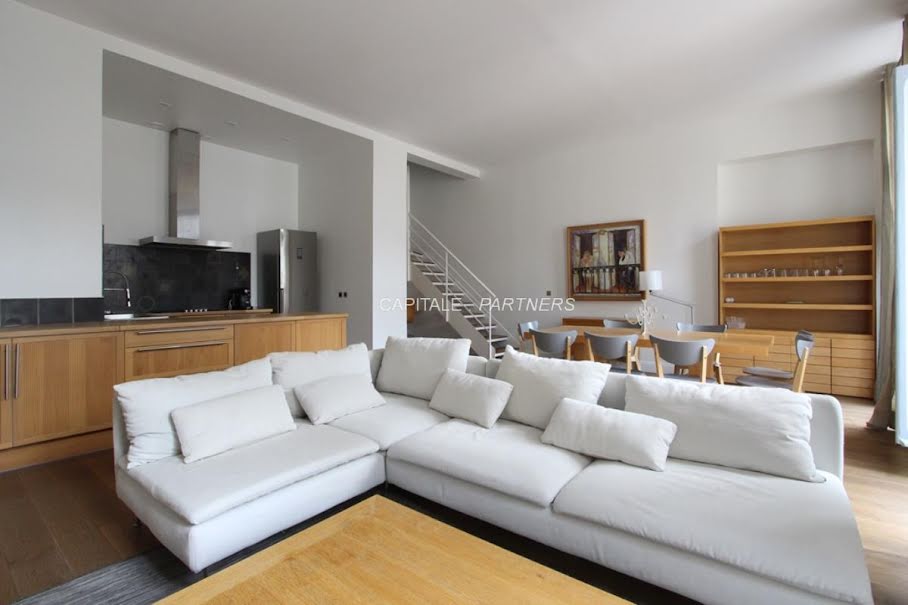 Location meublée appartement 5 pièces 104 m²