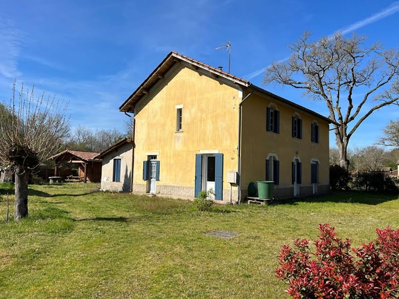 Vente maison 7 pièces 195 m² à Bourriot-Bergonce (40120), 165 000 €