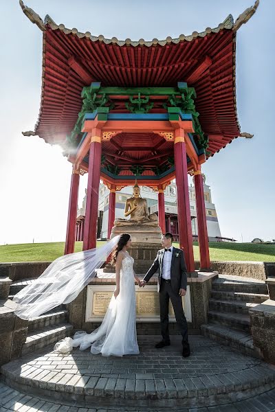 Fotógrafo de casamento Igor Bayskhlanov (vangoga1). Foto de 18 de outubro 2019