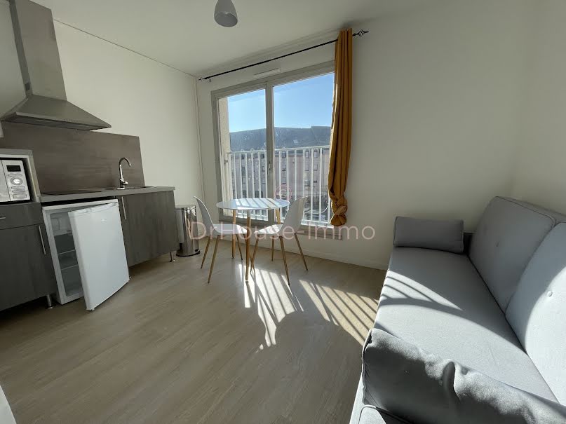 Location meublée appartement 1 pièce 16 m² à Rouen (76000), 410 €