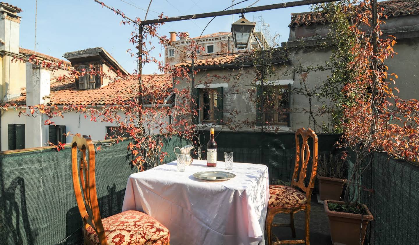 Apartment with terrace Venice