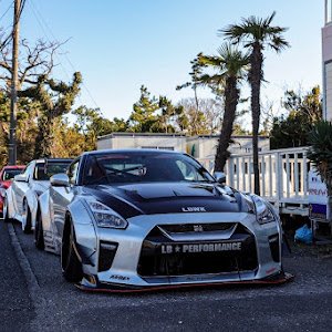 NISSAN GT-R R35