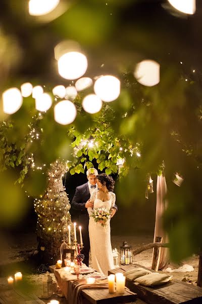 Fotógrafo de casamento Valeriya Sytnik (sytnick). Foto de 26 de novembro 2015