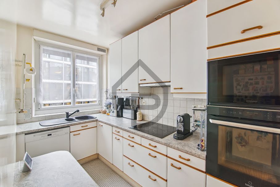 Vente appartement 3 pièces 77 m² à Paris 8ème (75008), 800 000 €