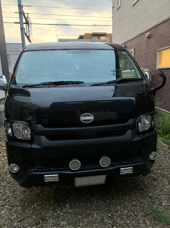 ハイエースワゴンのSARUACE・仕様変更・貰い物リーダー・九州お菓子・岡山白桃に関するカスタム事例の投稿画像1枚目