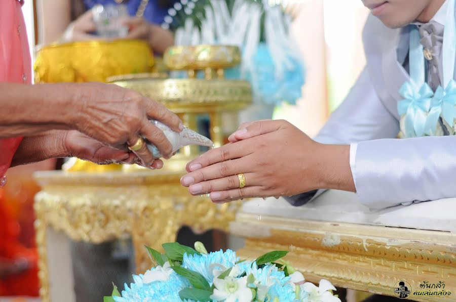 結婚式の写真家Watchara Suksamai (suksamai)。2020 9月8日の写真