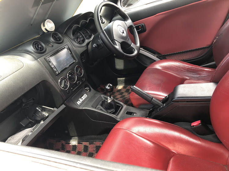 渋茶さんが投稿したコペン・L880K・セカンドカー・買うか悩むに関するカスタム事例の投稿画像3枚目