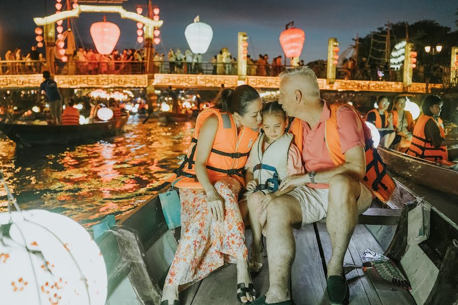 Fotógrafo de casamento Trung Dinh (ruxatphotography). Foto de 18 de junho 2022