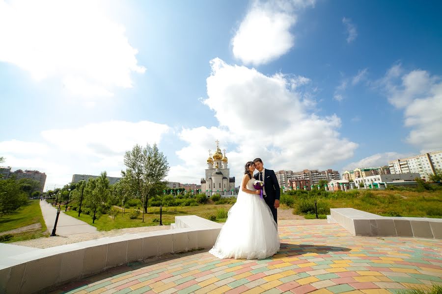 Fotógrafo de casamento Tonya Afanaseva (kolova). Foto de 10 de junho 2015