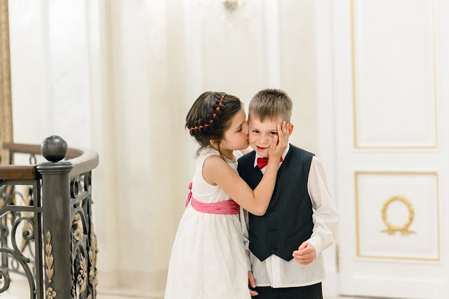 Wedding photographer Aleksandr Zholobov (zholobov). Photo of 18 February 2016