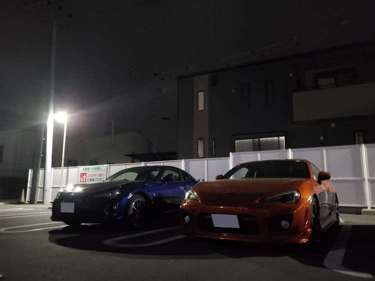 86の86BRZ乗りと繋がりたい・86 zn6・オレンジメタリック・地道にコツコツ・納車1ヶ月記念に関するカスタム事例の投稿画像1枚目