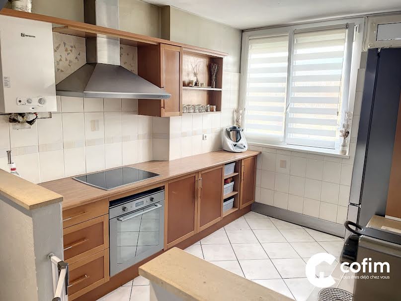 Vente appartement 4 pièces 81 m² à Mourenx (64150), 86 000 €