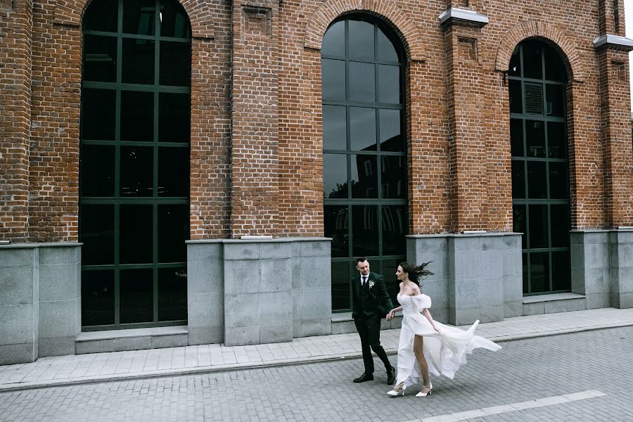 Fotografo di matrimoni Elena Fomina (lenafomina). Foto del 11 ottobre 2023