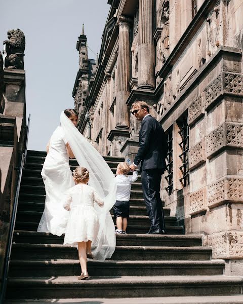 Pulmafotograaf Rianne Eilander (riannefotografie). Foto tehtud 25 mai 2023