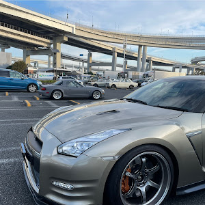 NISSAN GT-R R35