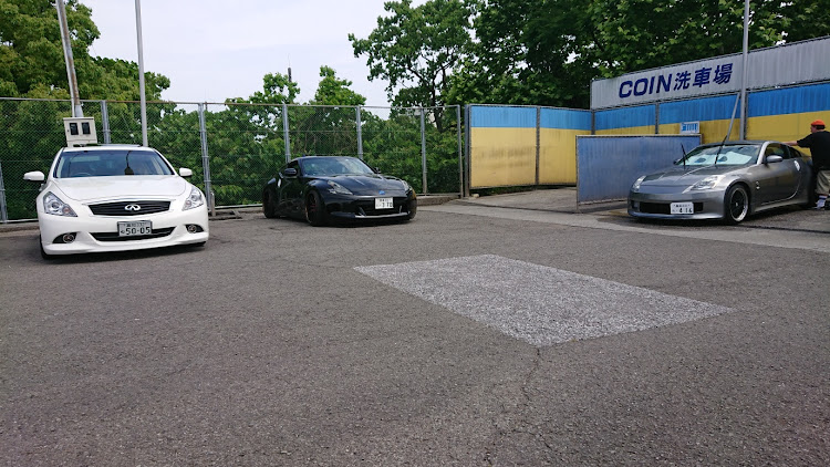 スカイラインの車高低下と共に知能も低下・若気の至り・高知に関するカスタム事例の投稿画像1枚目