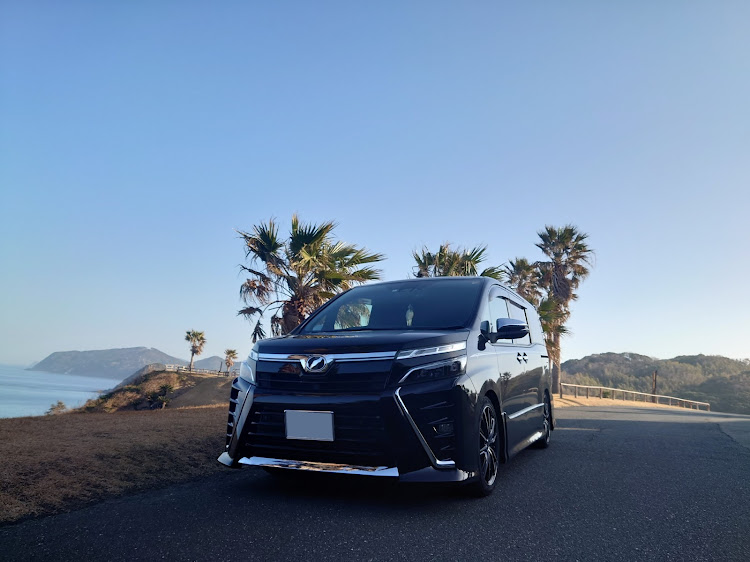 ヴォクシーの80ヴォクシー・チームピンスト・運転好き・糸島二見ヶ浦・ハートの木に関するカスタム事例の投稿画像6枚目