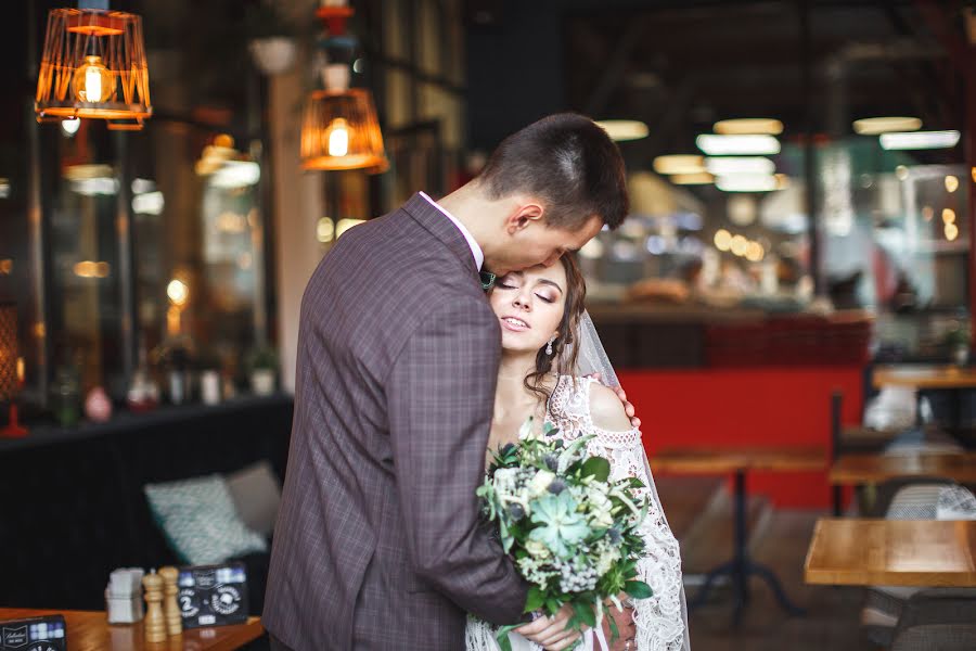 Fotógrafo de casamento Andrey Zhukov (zhukovfoto). Foto de 8 de outubro 2019