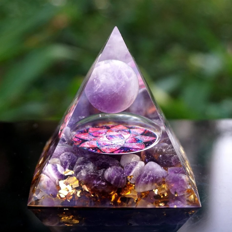 Natural Tiger Eye Orgonite Pyramid Healing Crystals Energy Generator Reiki Chakra Multiplier Orgone Amethyst Centerpiece