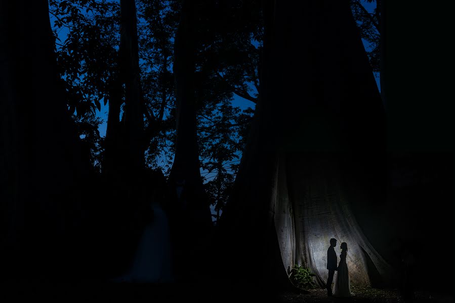 Fotógrafo de casamento Andy Agustiawan (andyagustiawan). Foto de 13 de novembro 2018