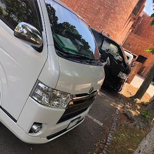 ハイエースバン GDH201V