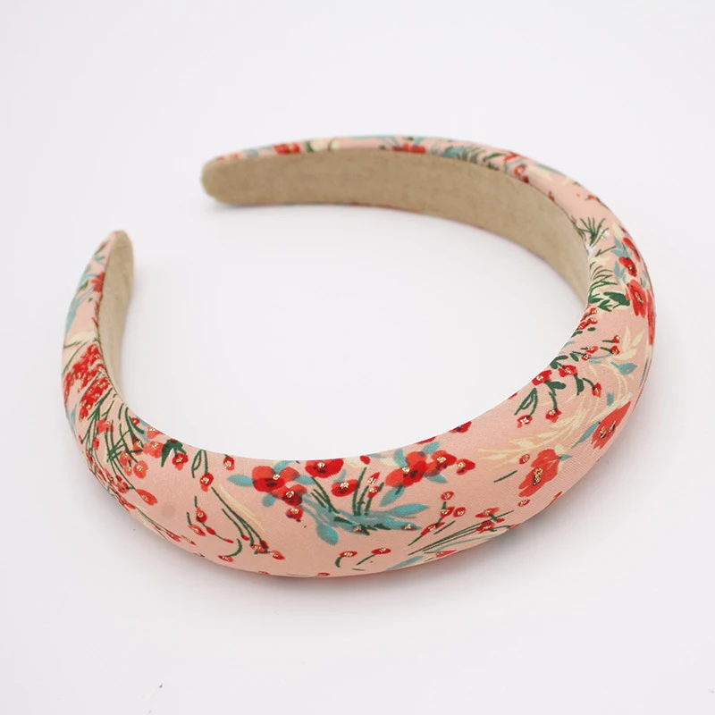 Bandeau Épais en Cuir PU Européen et Américain avec Éponge – Confort et Style Exceptionnels – Idéal pour Toutes les Coiffures et Occasions