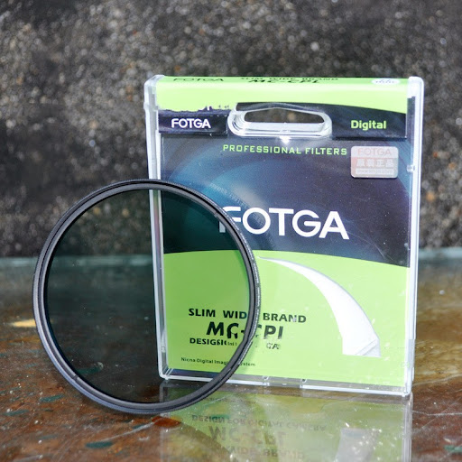 Title 3, SLR Camera Lens Polarizer Filter Enhances Color...